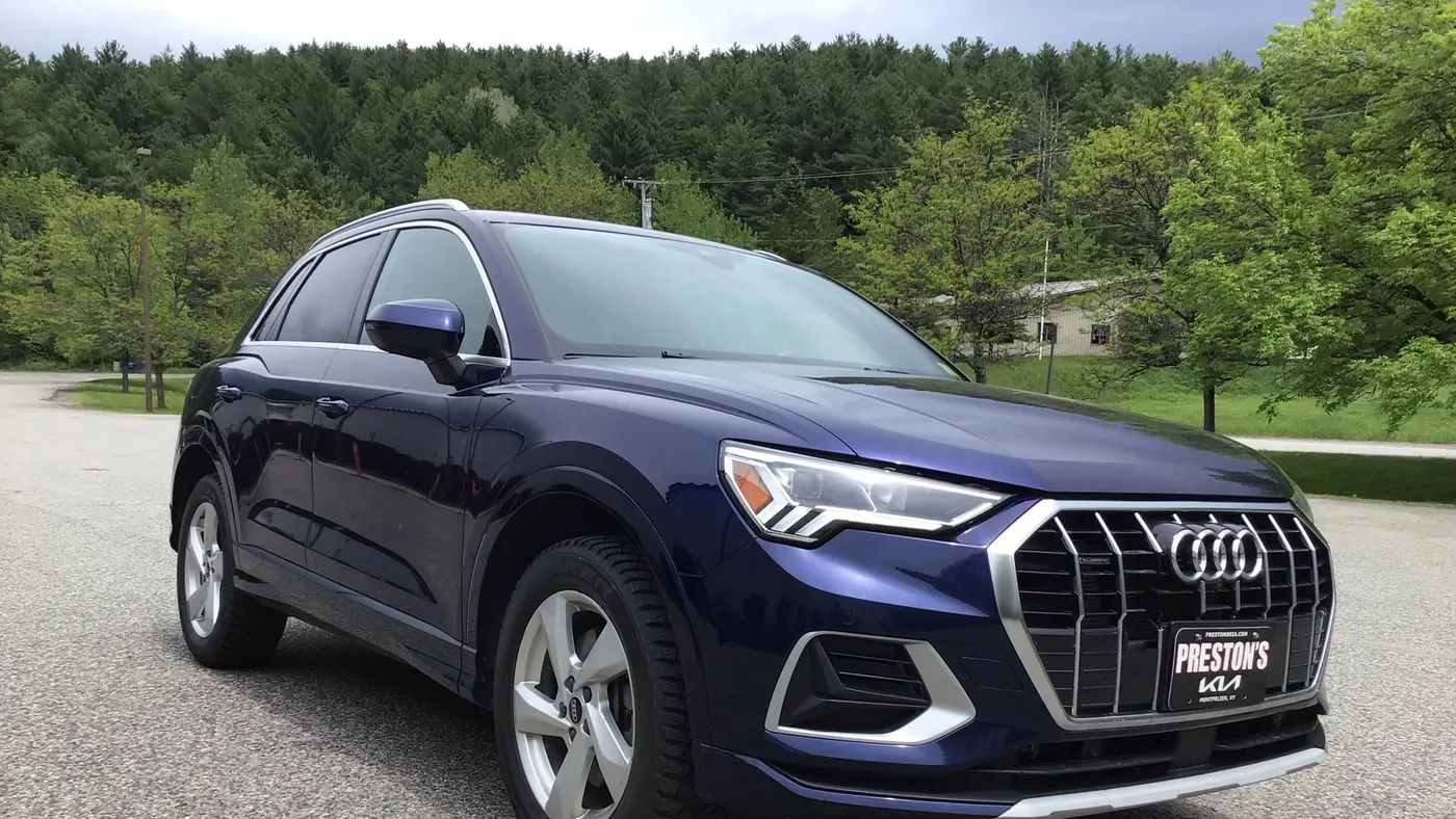 Preowned 2022 Audi Q3 quattro Premium Plus 40 TFSI for Sale