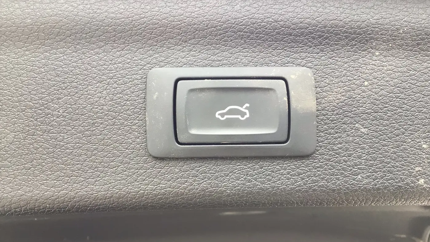 2022 Audi Q3 quattro Premium Plus 40 TFSI