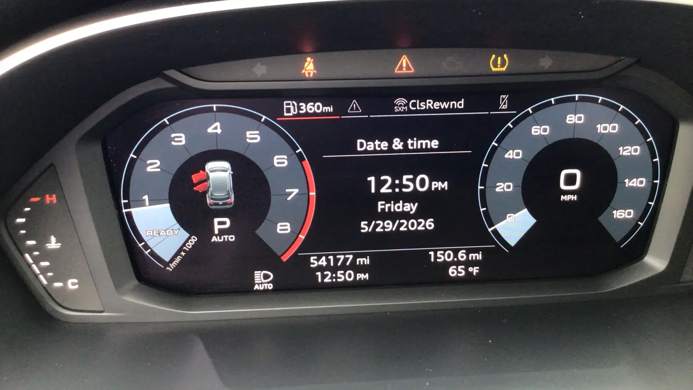 2022 Audi Q3 quattro Premium Plus 40 TFSI