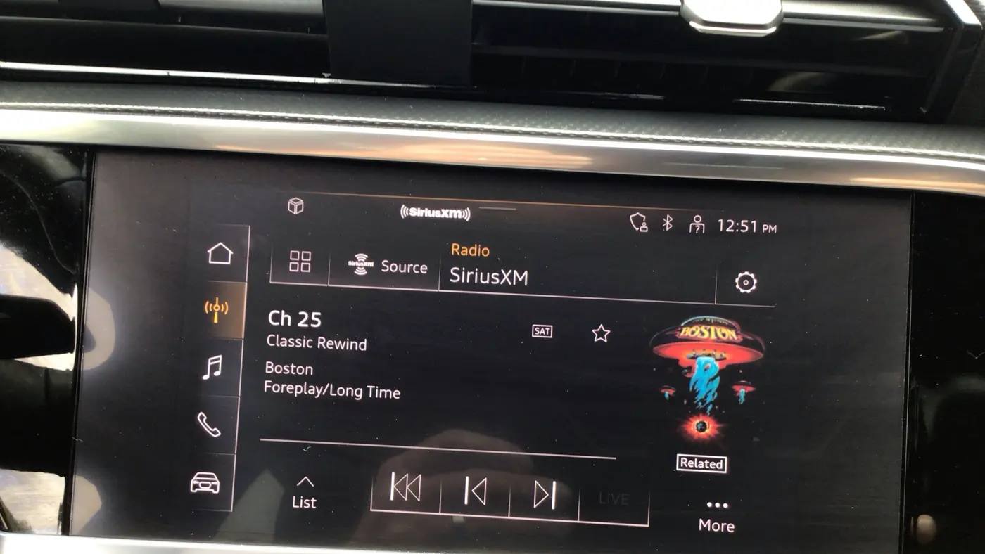 2022 Audi Q3 quattro Premium Plus 40 TFSI