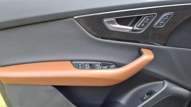 2021 Audi Q8 quattro Premium Plus 55 TFSI