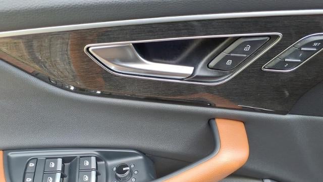 2021 Audi Q8 quattro Premium Plus 55 TFSI