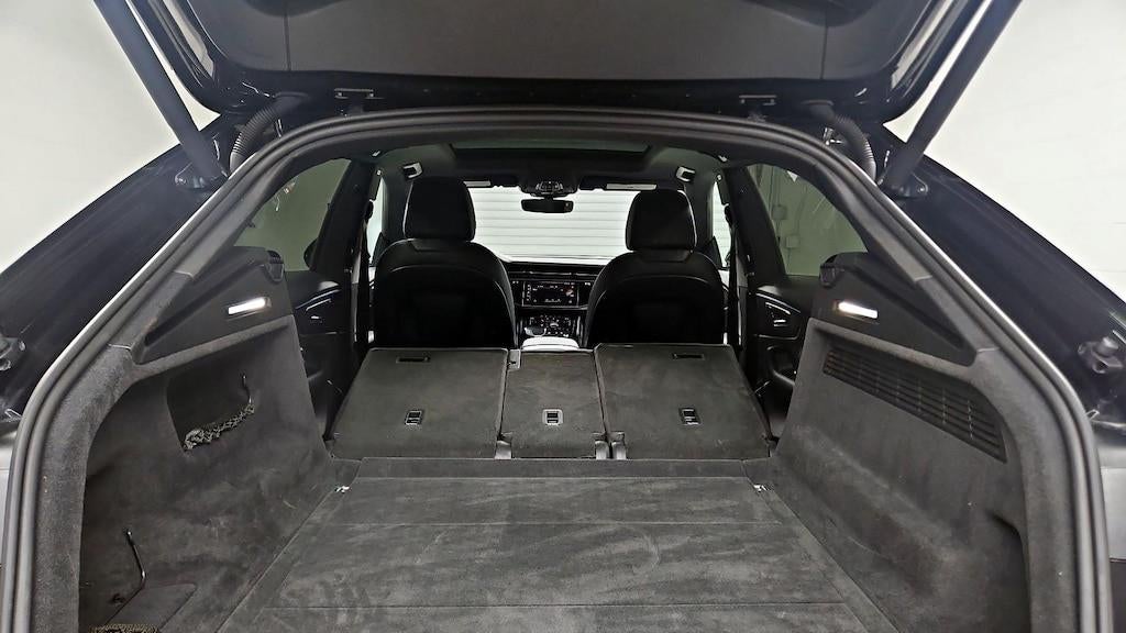 2019 Audi Q8 quattro Premium Plus 55 TFSI