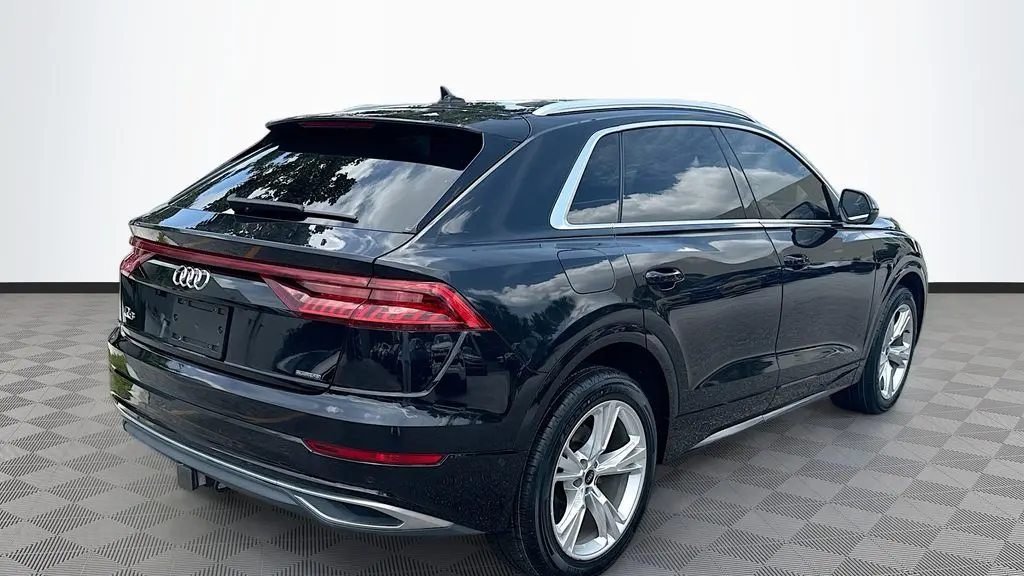 2020 Audi Q8 quattro Premium Plus 55 TFSI