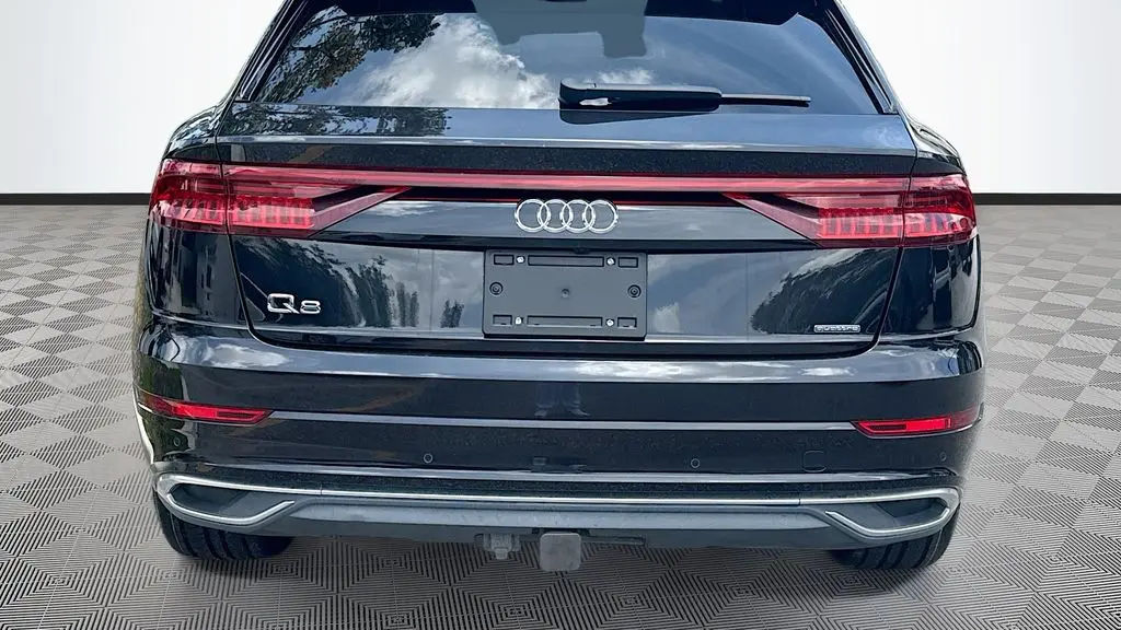 2020 Audi Q8 quattro Premium Plus 55 TFSI