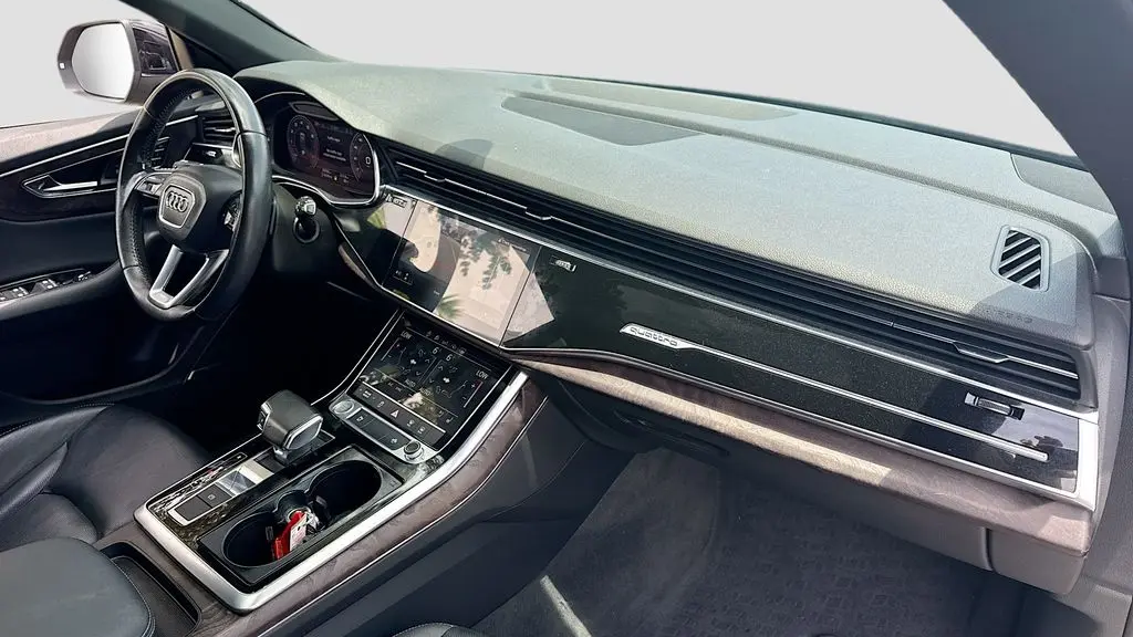 2020 Audi Q8 quattro Premium Plus 55 TFSI
