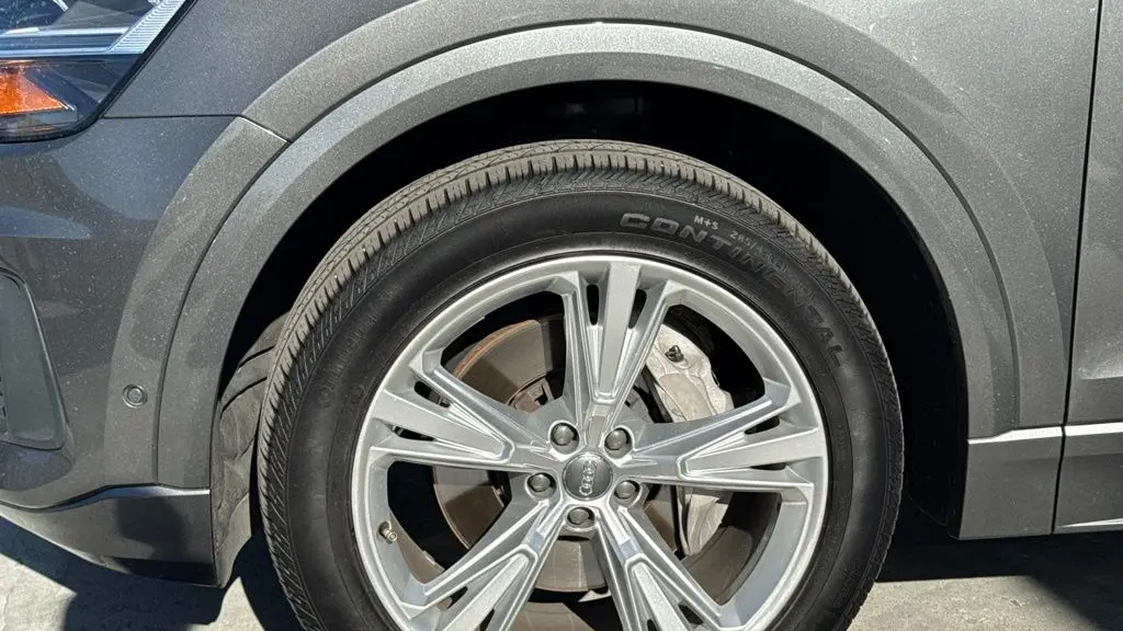 2019 Audi Q8 quattro Premium Plus 55 TFSI