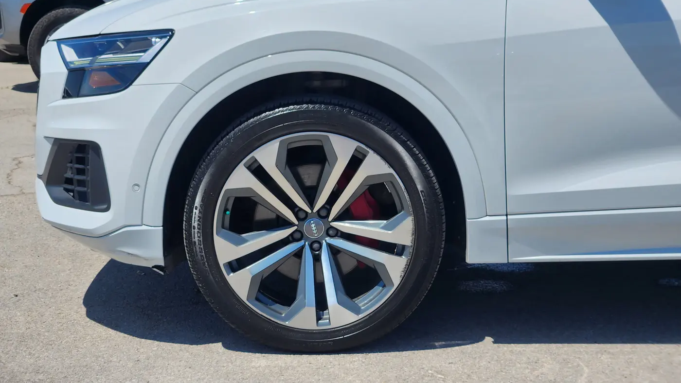 2019 Audi Q8 quattro Premium Plus 55 TFSI
