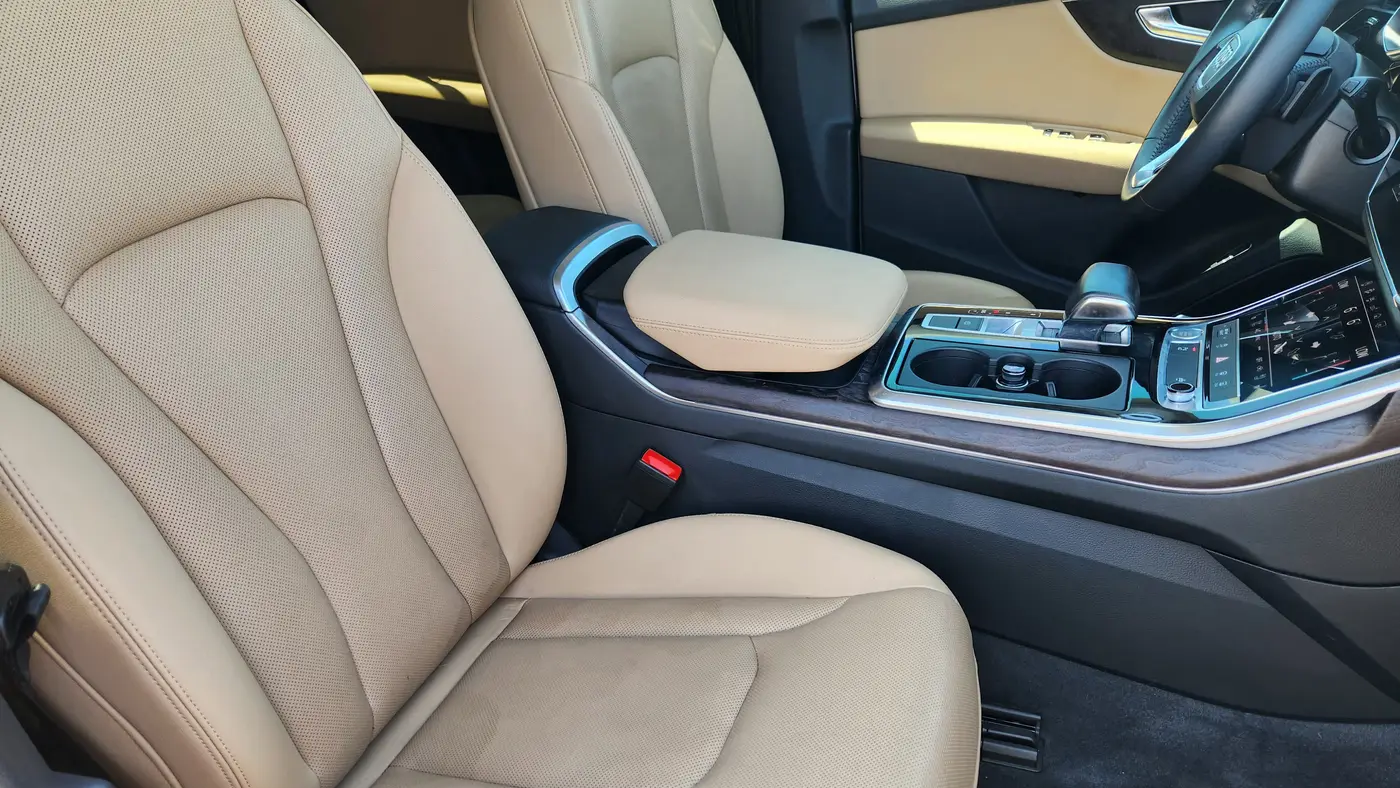 2019 Audi Q8 quattro Premium Plus 55 TFSI