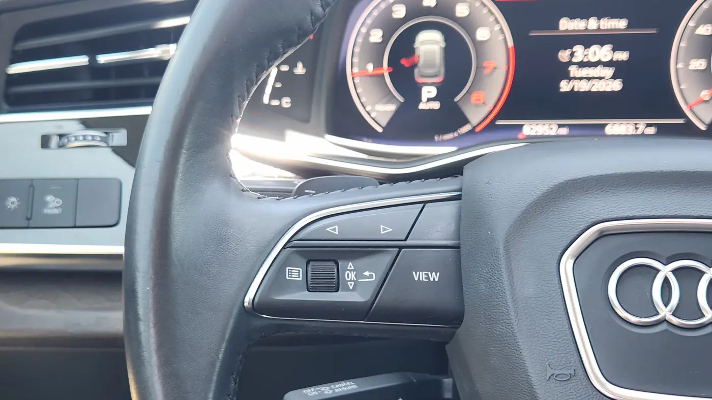 2019 Audi Q8 quattro Premium Plus 55 TFSI
