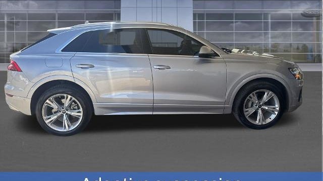 2022 Audi Q8 quattro Premium Plus 55 TFSI