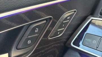2022 Audi Q8 quattro Premium Plus 55 TFSI