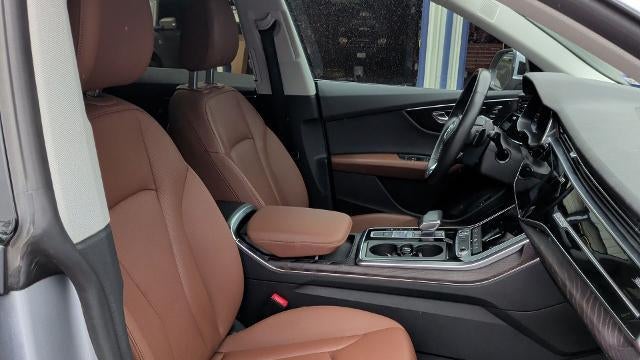 2022 Audi Q8 quattro Premium Plus 55 TFSI