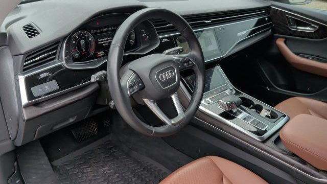 2022 Audi Q8 quattro Premium Plus 55 TFSI