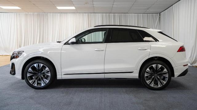 2025 Audi Q8 quattro Premium Plus 55 TFSI