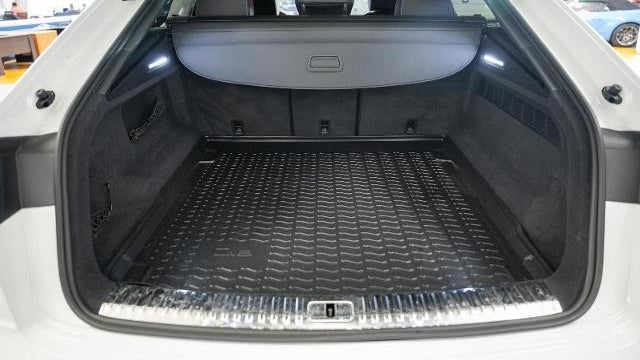 2025 Audi Q8 quattro Premium Plus 55 TFSI