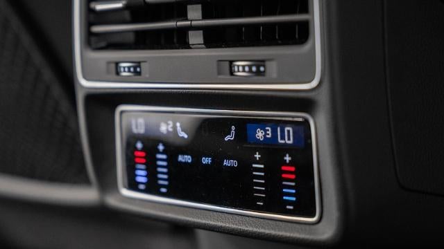 2025 Audi Q8 quattro Premium Plus 55 TFSI