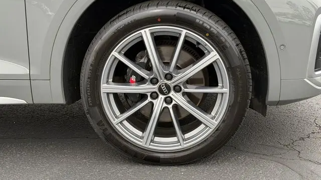 2021 Audi SQ5 3.0T quattro Prestige