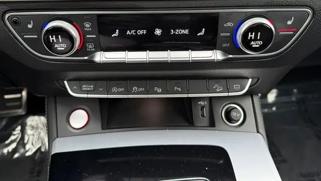 2021 Audi SQ5 3.0T quattro Prestige
