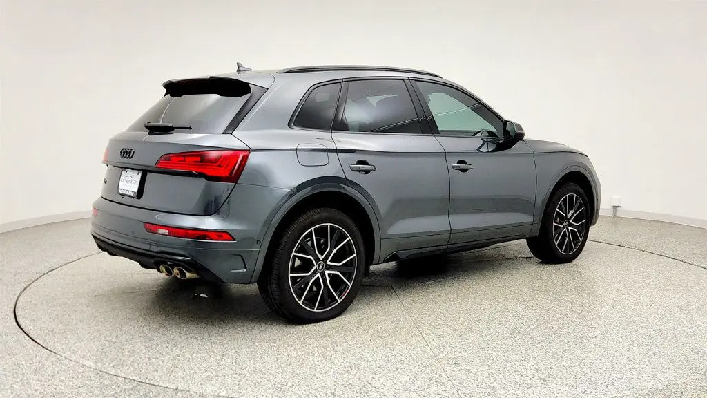 2022 Audi SQ5 3.0T quattro Prestige