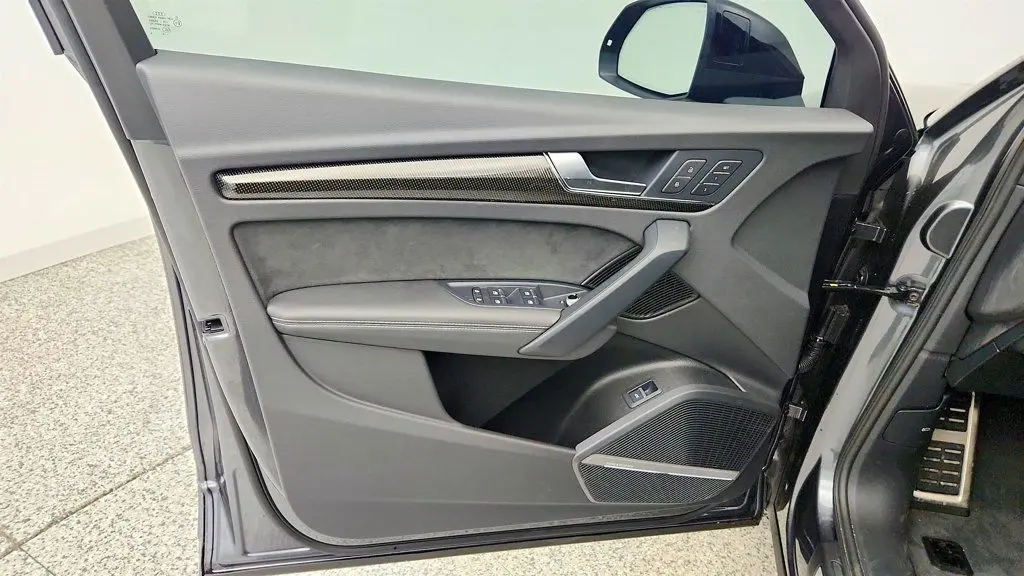 2022 Audi SQ5 3.0T quattro Prestige