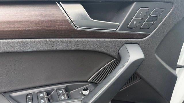 2021 Audi Q5 quattro Prestige 45 TFSI
