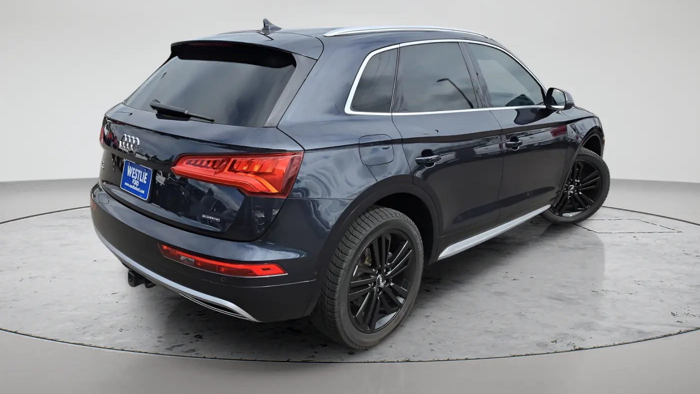 2020 Audi Q5 quattro Prestige 45 TFSI