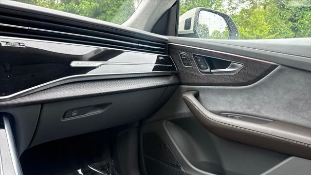 2021 Audi Q8 quattro Prestige 55 TFSI