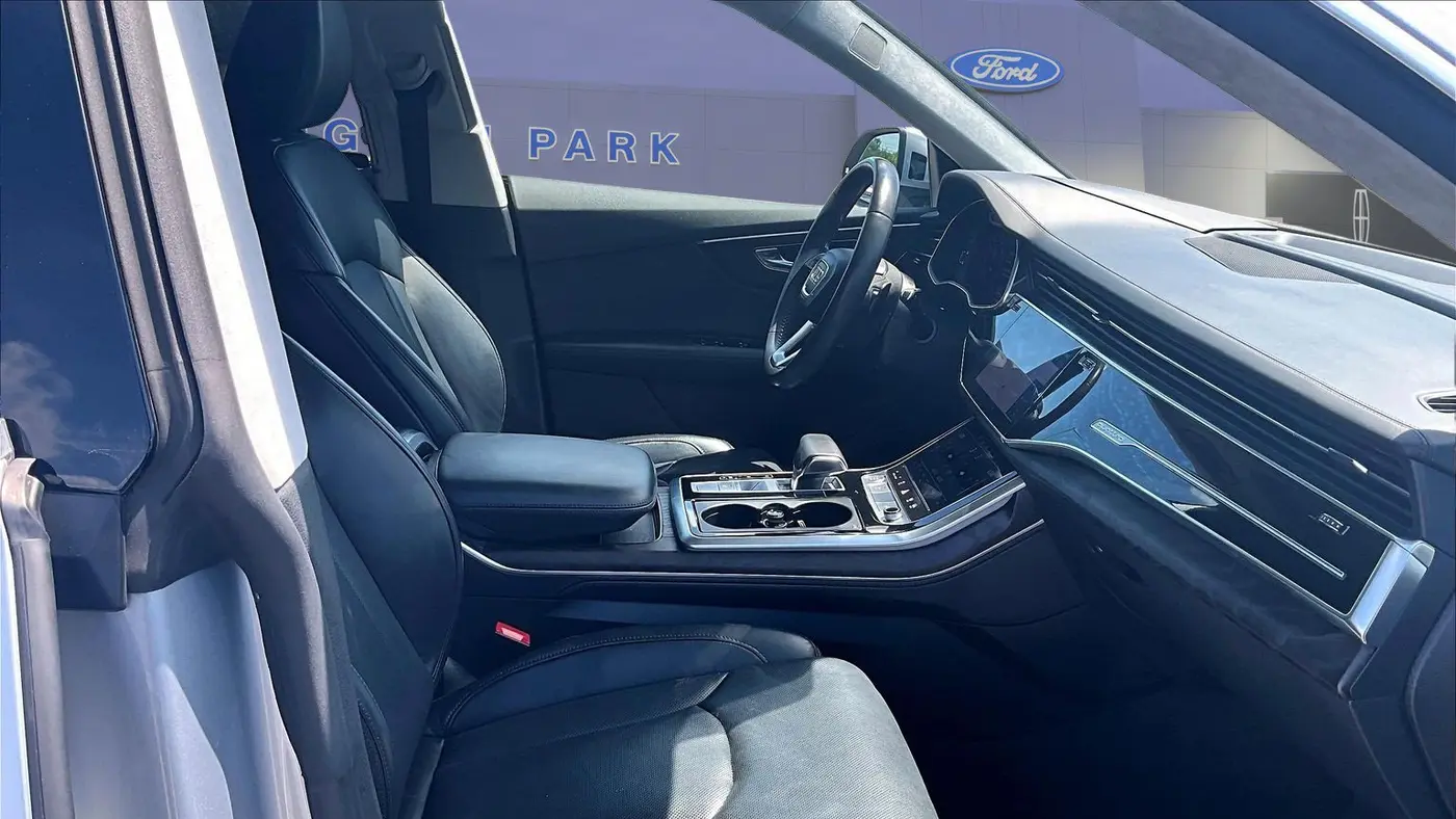2019 Audi Q8 quattro Prestige 55 TFSI