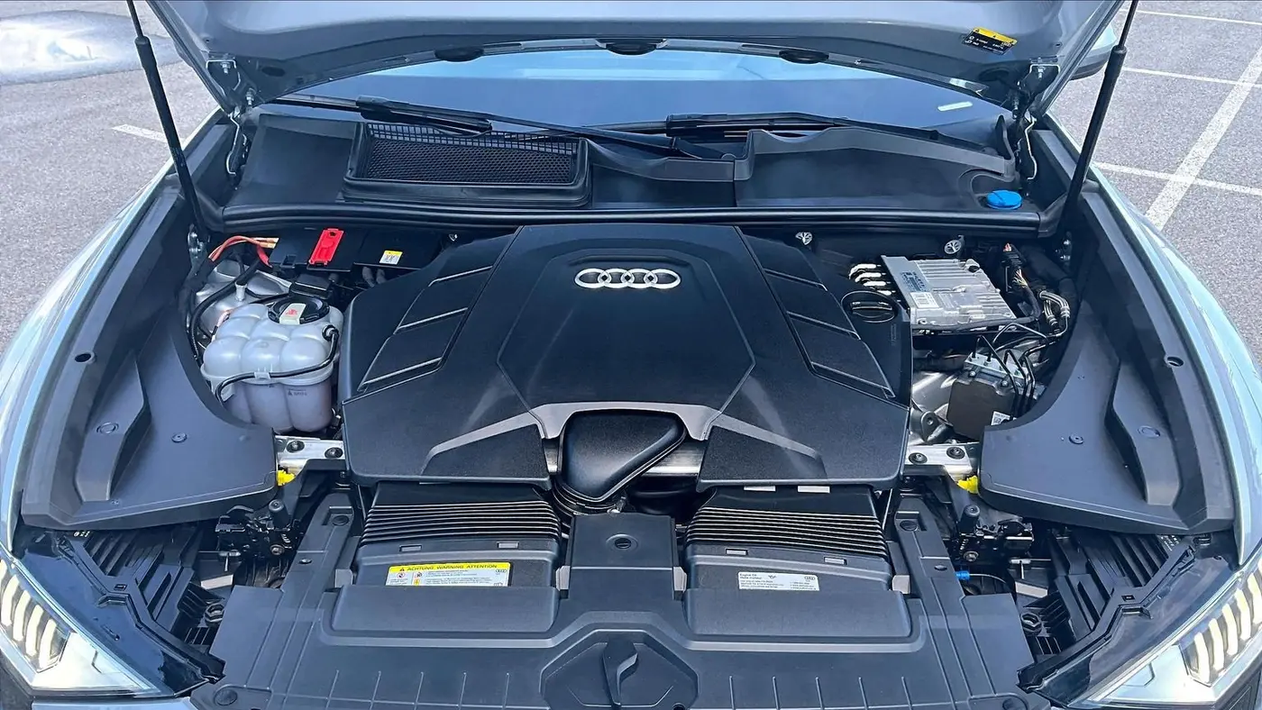 2019 Audi Q8 quattro Prestige 55 TFSI
