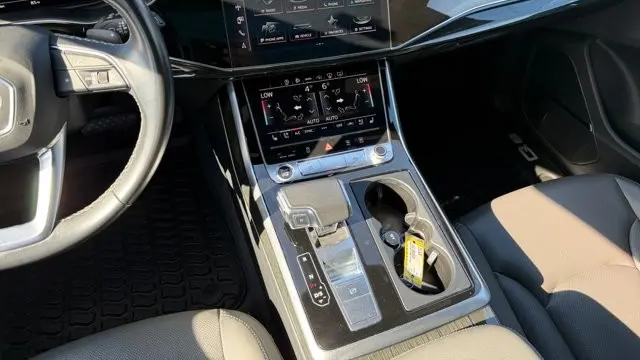 2021 Audi Q8 quattro Prestige 55 TFSI