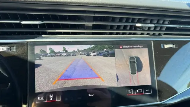 2021 Audi Q8 quattro Prestige 55 TFSI