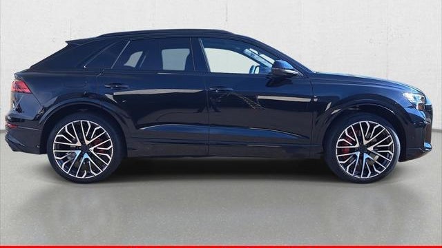 2026 Audi SQ8 4.0T quattro Prestige