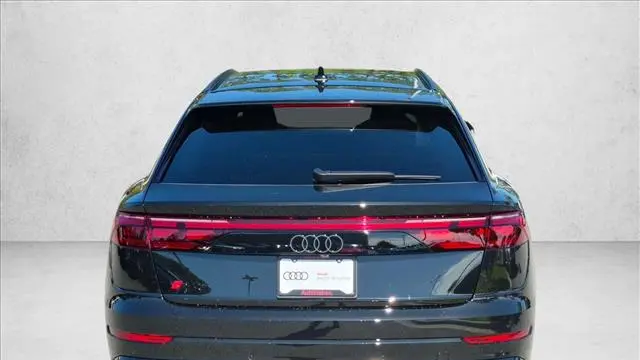 2026 Audi SQ8 4.0T quattro Prestige