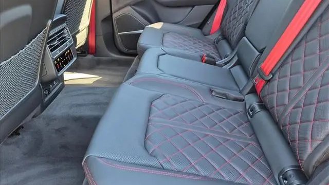 2026 Audi SQ8 4.0T quattro Prestige