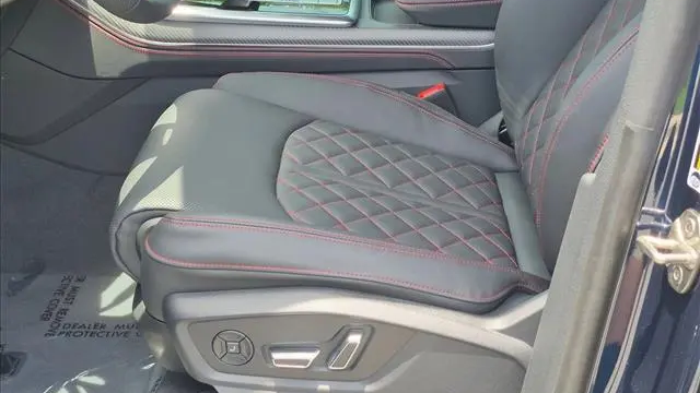 2026 Audi SQ8 4.0T quattro Prestige