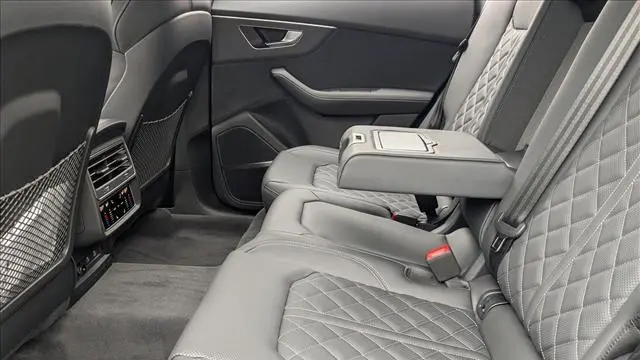 2026 Audi SQ8 4.0T quattro Prestige