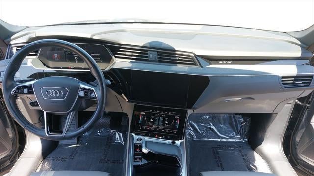2024 Audi Q8 Sportback e-tron quattro Prestige S line