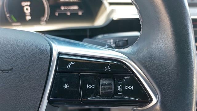 2024 Audi Q8 Sportback e-tron quattro Prestige S line
