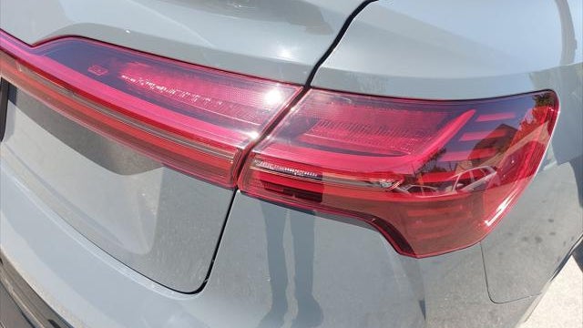 2024 Audi Q8 Sportback e-tron quattro Prestige S line