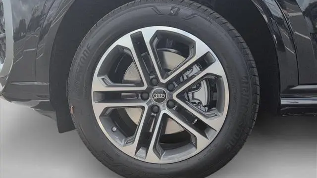 2026 Audi Q5 Sportback quattro Premium TFSI