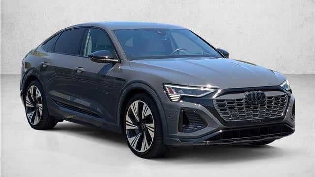 2024 Audi Q8 Sportback e-tron quattro Prestige S line