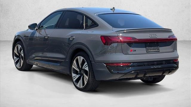 2024 Audi Q8 Sportback e-tron quattro Prestige S line