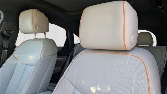 2024 Audi Q8 Sportback e-tron quattro Prestige S line