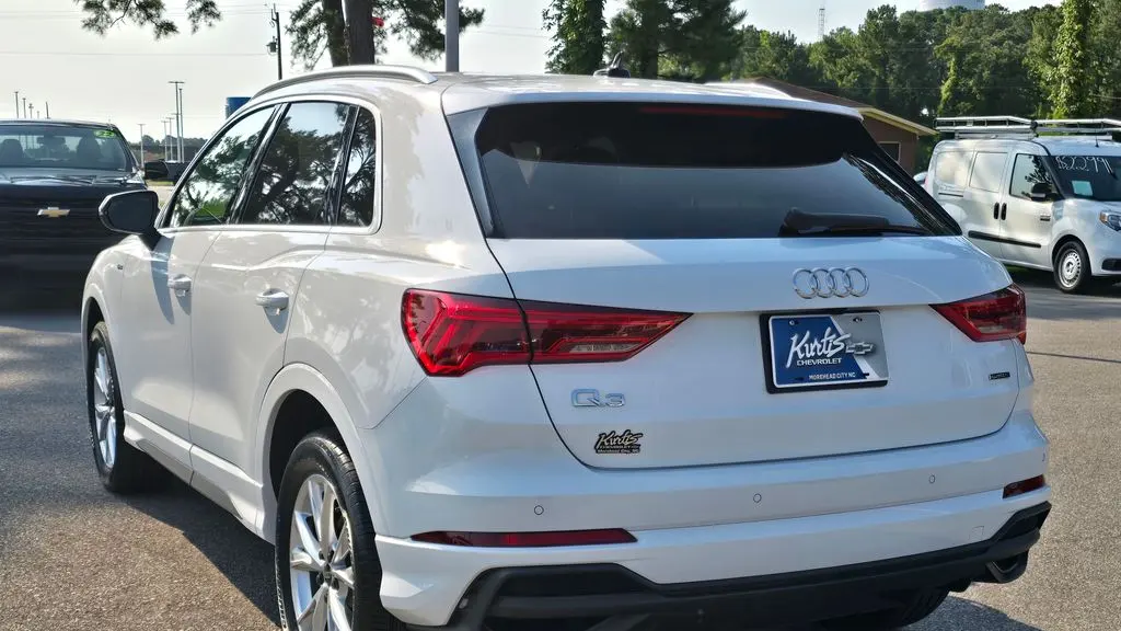 2023 Audi Q3 quattro S line Premium 45 TFSI