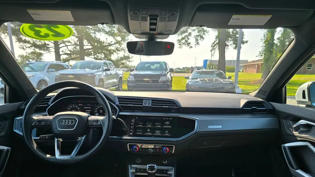 2023 Audi Q3 quattro S line Premium 45 TFSI