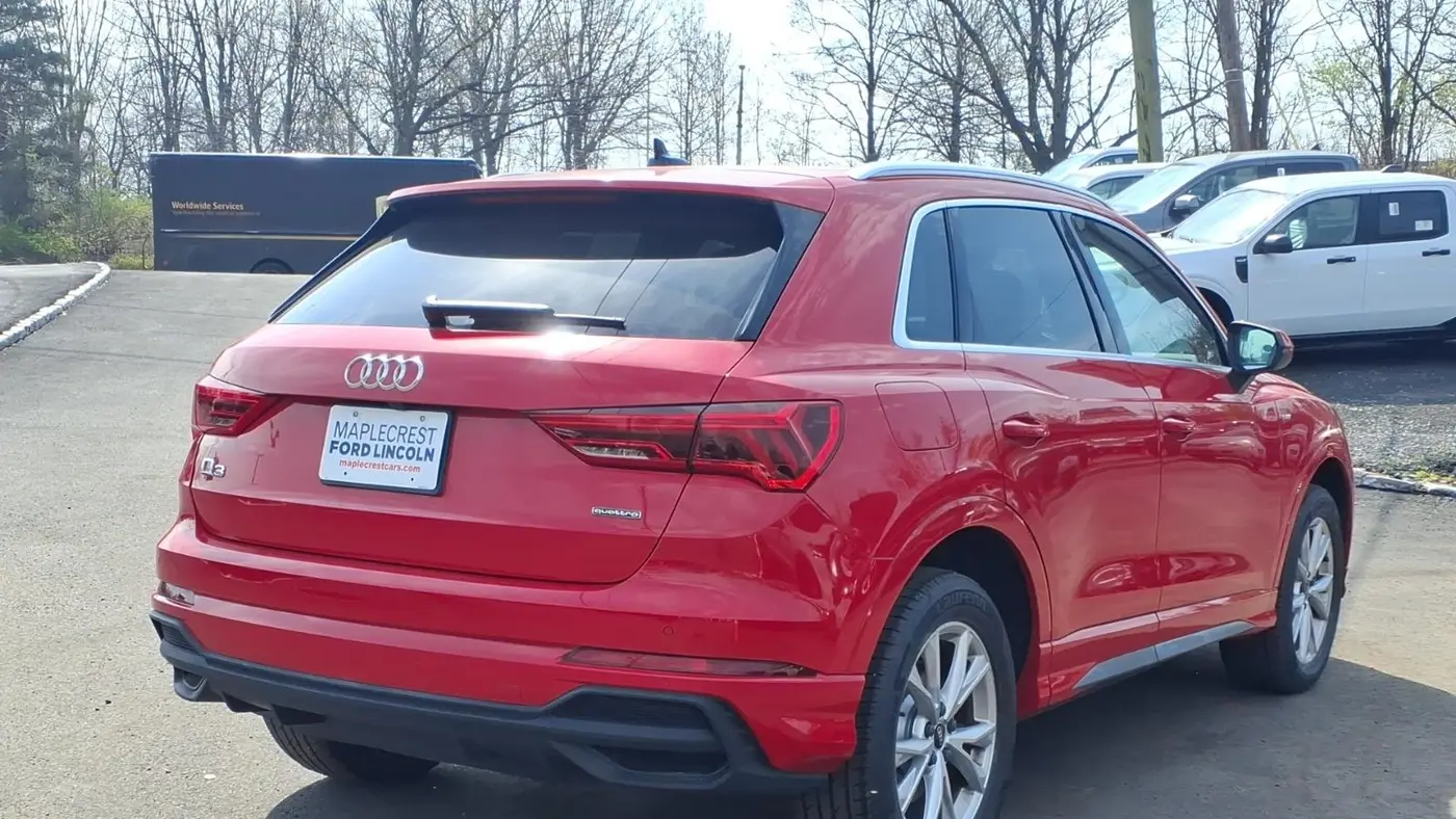 2023 Audi Q3 quattro S line Premium 45 TFSI