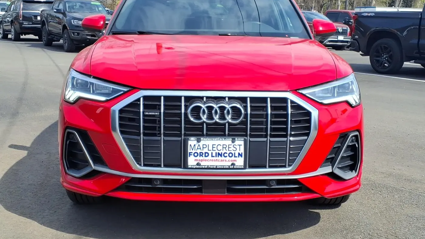 2023 Audi Q3 quattro S line Premium 45 TFSI
