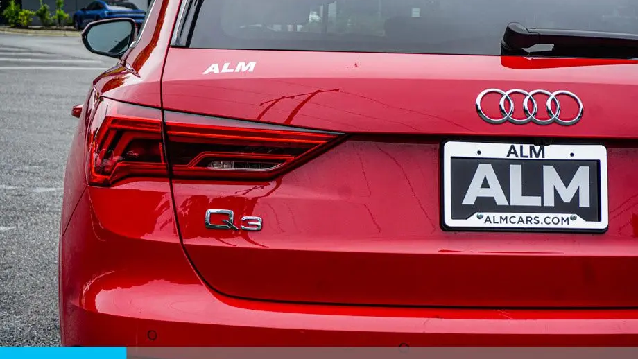 2025 Audi Q3 quattro S line Premium 45 TFSI