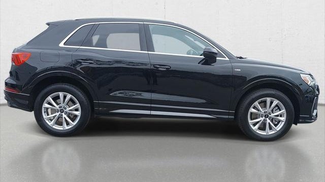 2025 Audi Q3 quattro S line Premium 45 TFSI